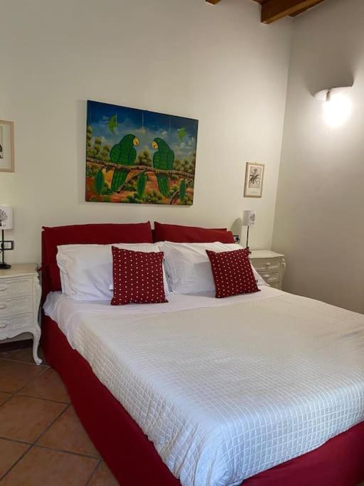 La Casa Nel Borgo Apartment Angera Ngoại thất bức ảnh
